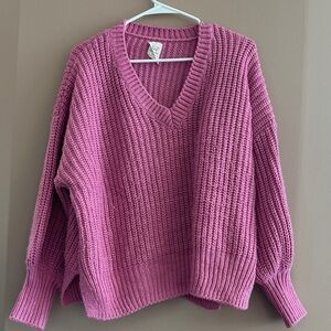 Women's V-Neck Chunky Knit Sweater - Pink